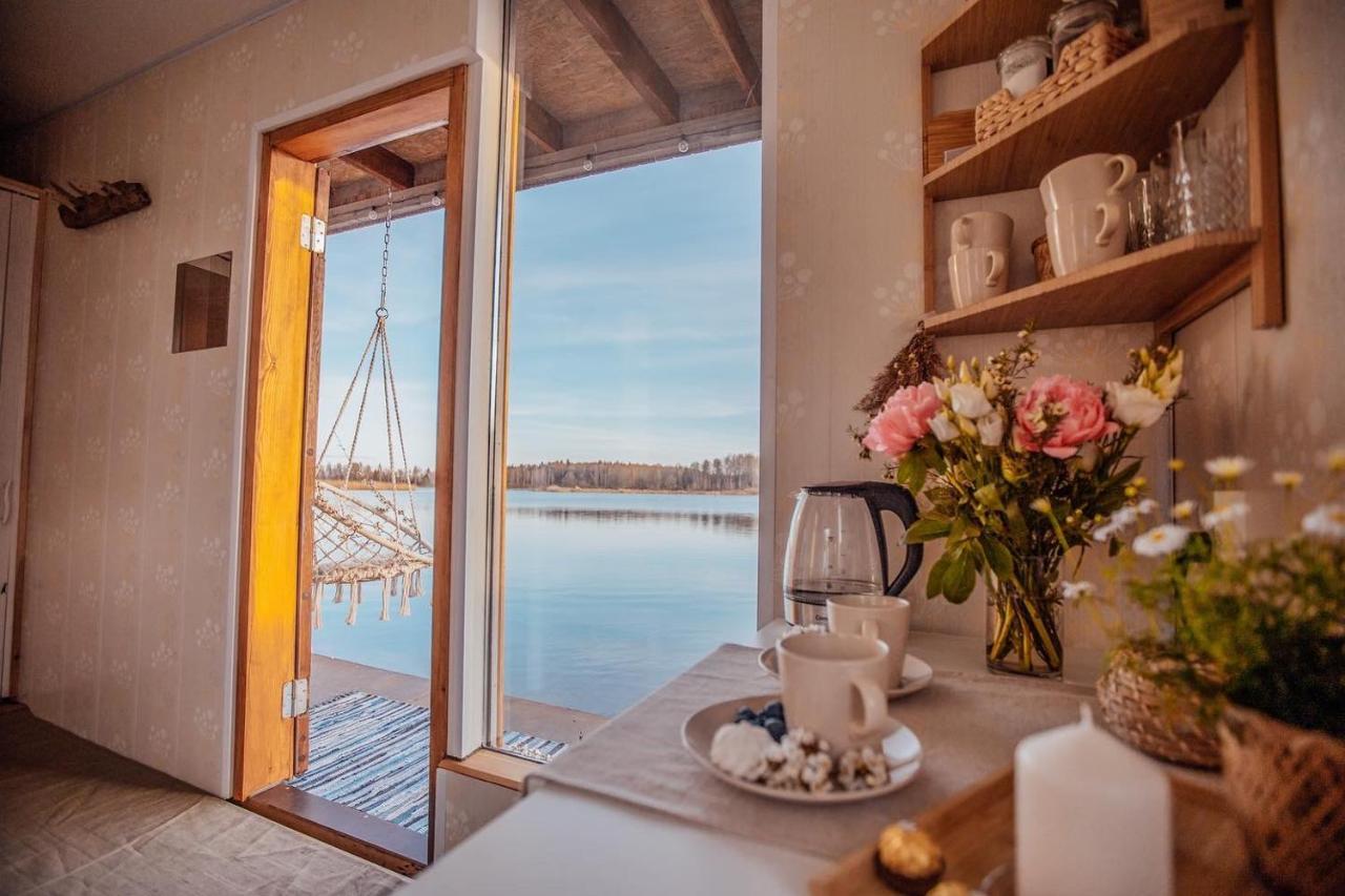 Hotel Dzintarkrasts Jūrkalne Esterno foto
