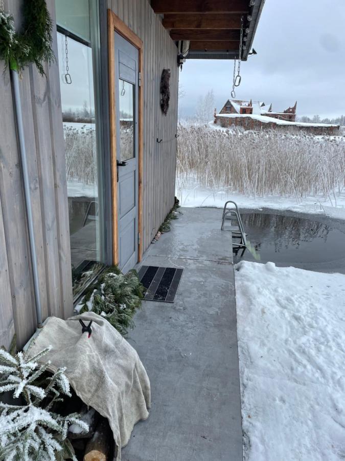 Hotel Dzintarkrasts Jūrkalne Esterno foto